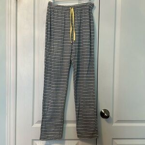 la Vie en Rose pajama pants